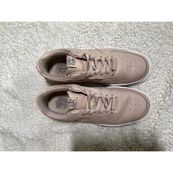 Nike Air Force 1Pixels - Light Pink size 9.5